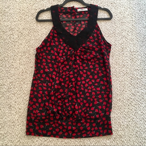 Sleeveless Romy V neck sheer tank - Picture 2 of 6